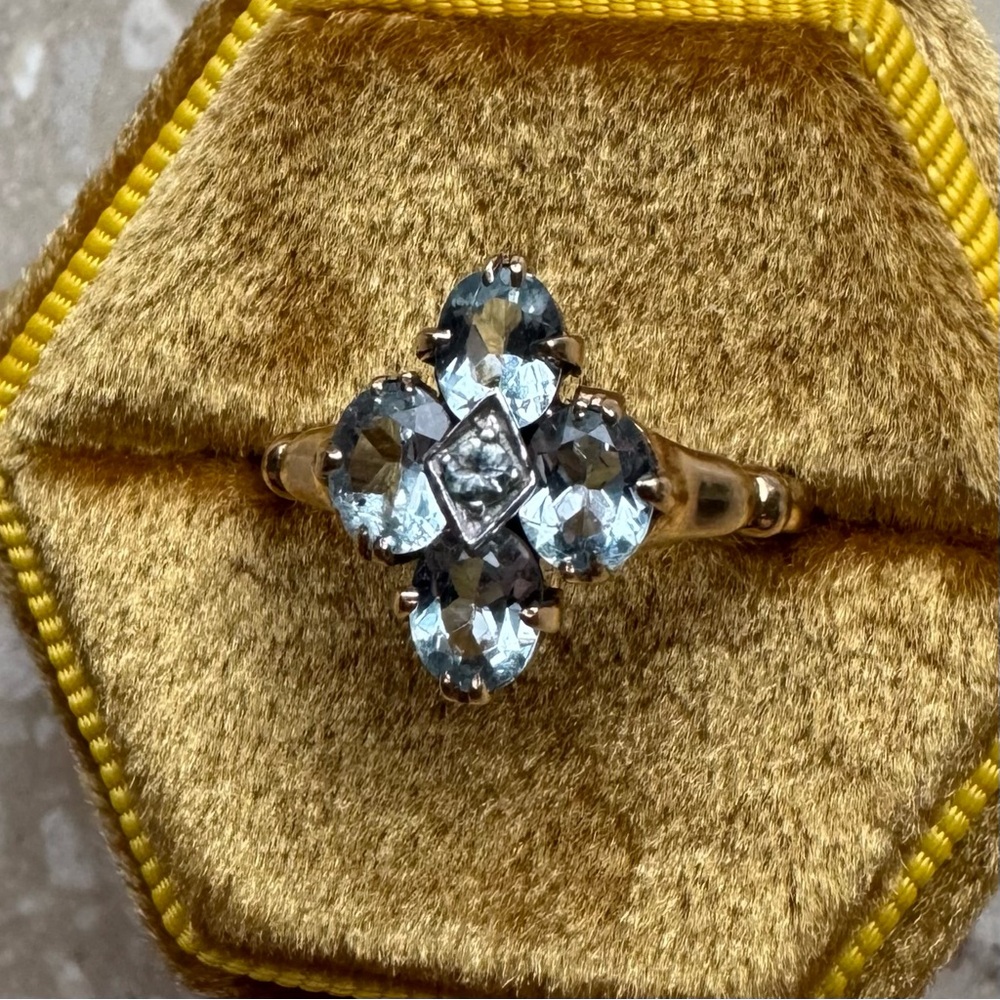 Vintage Aquamarine Yellow Gold Art Deco Ring - Picture 7 of 12